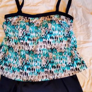 1 piece swimsuit, le cove, sz 16